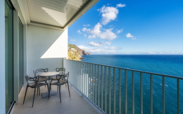 Barreirinha Front-Line Sea View II