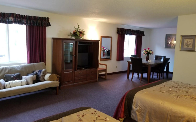 Keystone Boardwalk Inn and Suites