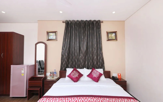 Palm tree serviced apartments