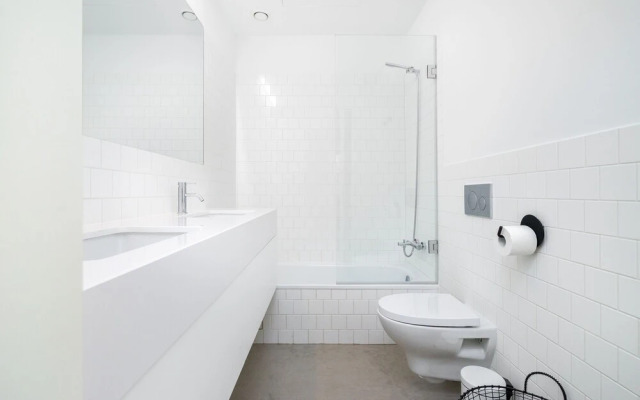 LS48 Prime Location Luxury Duplex