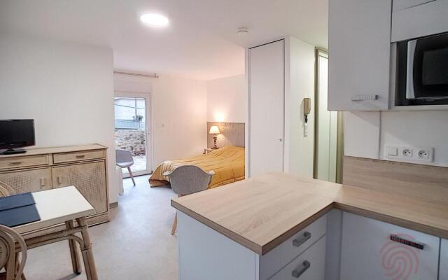 Appartement Lamalou-les-Bains, 1 pièce, 2 personnes - FR-1-451-61