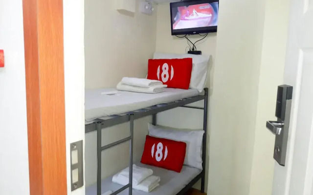 8 Hostel at Quiapo