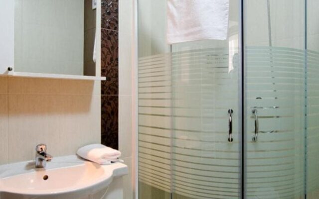 Garni Hotel Semlin B&B