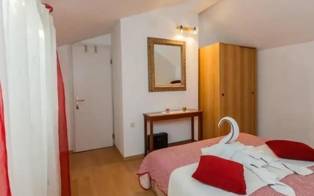 Apartments Roda -