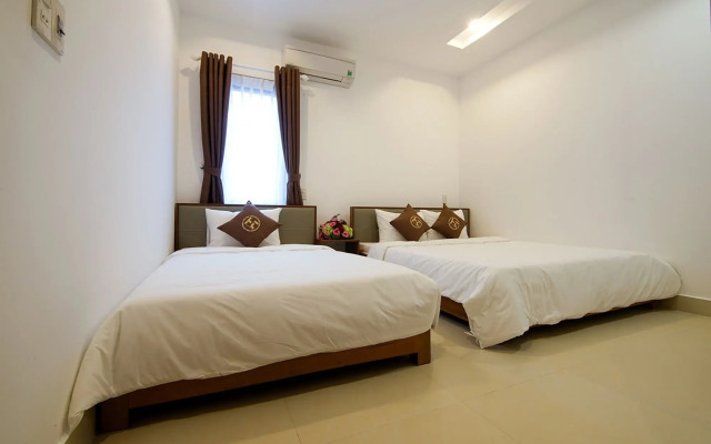 Poetic Hue Hotel