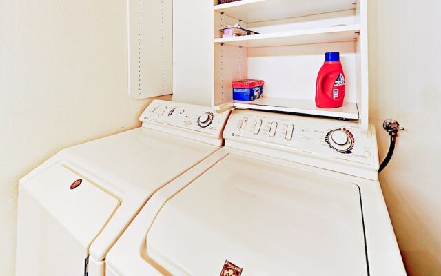 Quiet 2BR Home w/ Kid-Friendly Yard