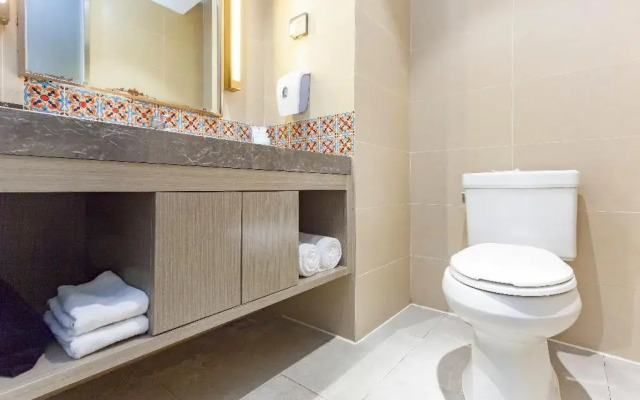 Holiday Inn Express Lhasa Potala Palace by IHG