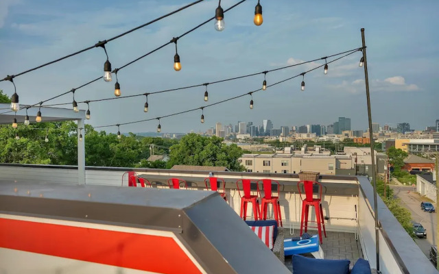 Ultimate Rooftop Double Games BBQ Skyline Views