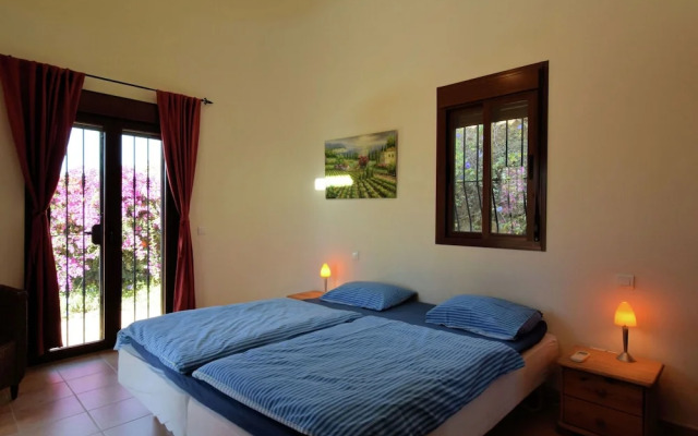 Comfortable Luxury Villa With Private Swimming Pool