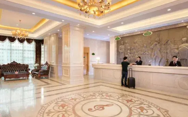 Vienna Hotel (Hangzhou West Lake Qingchun Road)