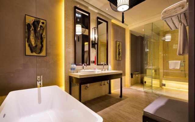 Huaqing Aegean Inter Hot Spring Resort