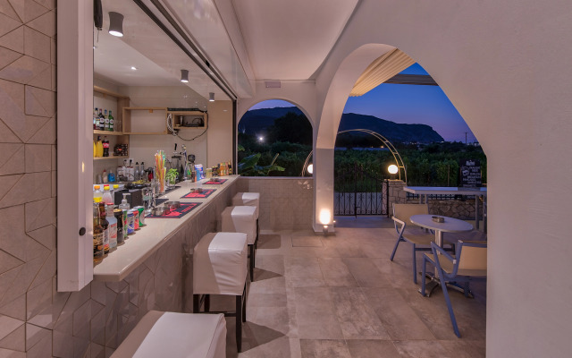Athina Apartments