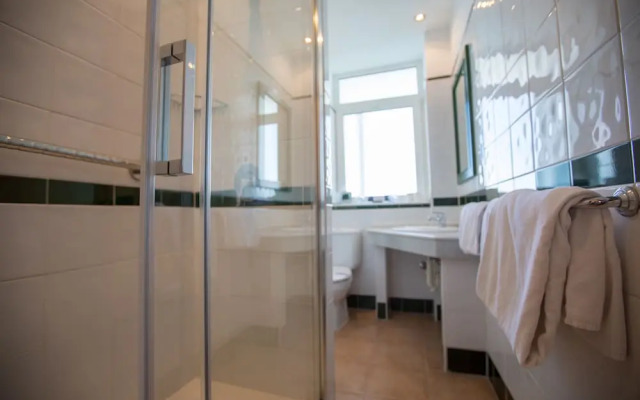 The Caleta Hotel Self-Catering Apartments
