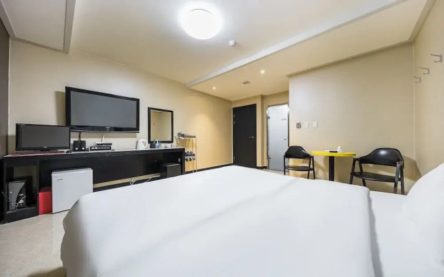 Suwon Hotel Flex