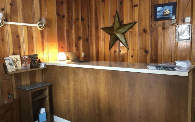 The Cabins At Cloudcroft