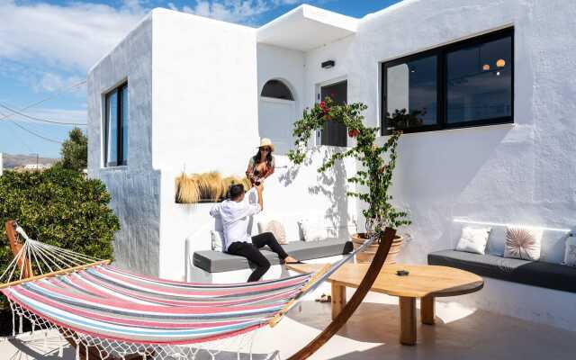 Yalos Mykonos 4 Bedroom Luxury Home Ornos