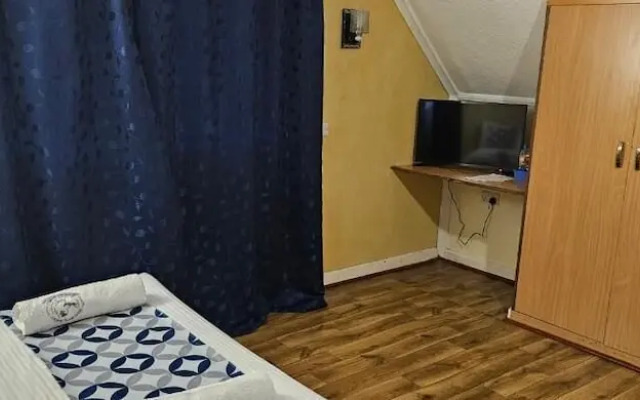 Lux Suites Weavers Haven Guest House