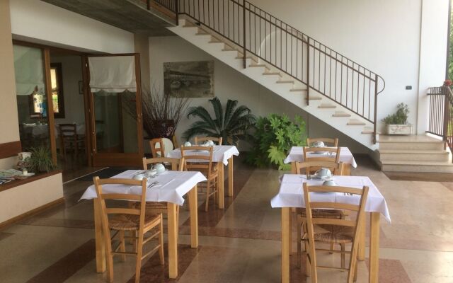 Agriturismo Crocerone B&B