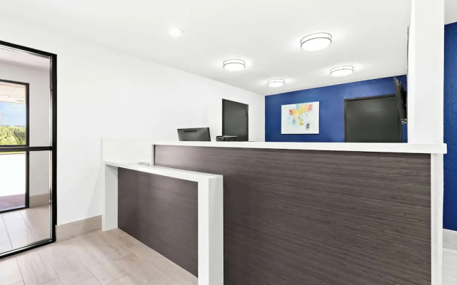 SureStay by Best Western Groves