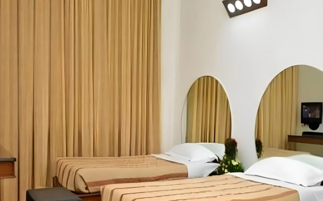 Lotus Bay View Hotel