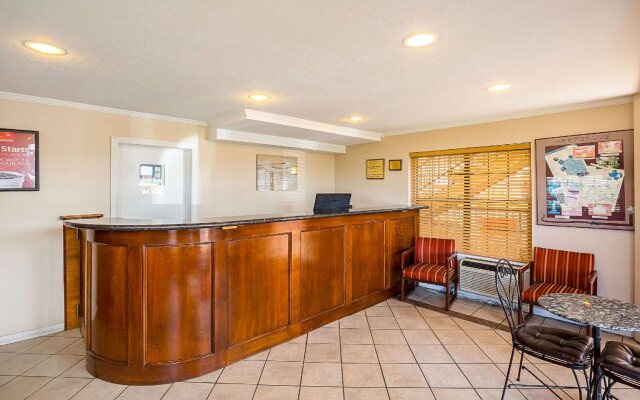 Econo Lodge Huntsville- University Area