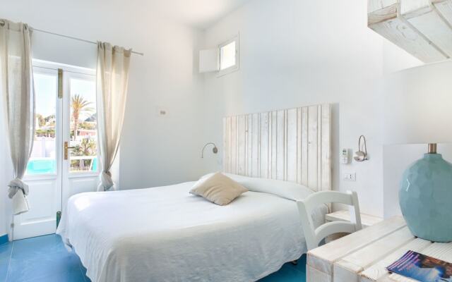 Hotel Eunymos - Trattoria Da Francesco Panarea