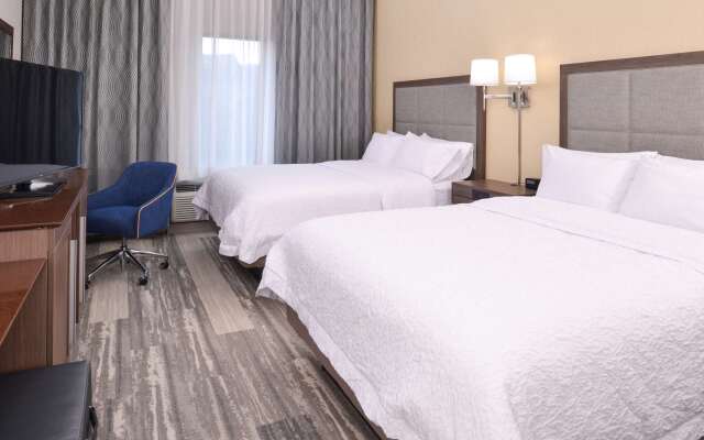 Hampton Inn & Suites Cincinnati-Mason