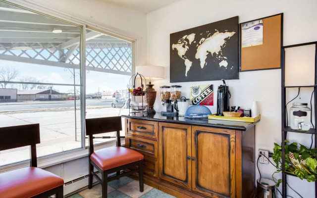 Rodeway Inn & Suites Raton