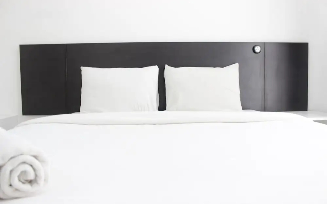 Stylish Studio Room Grand Asia Afrika Apartment