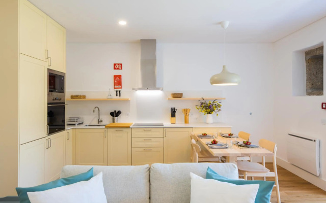 Linden Tree House A and B