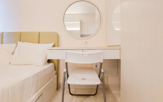 Comfy And Fancy Studio Apartment At Sky House Bsd