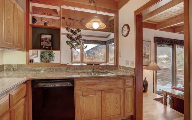 Tennis Townhomes 1326