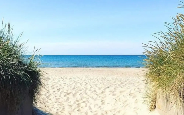 6 Person Holiday Home in Skummeslovsstrand