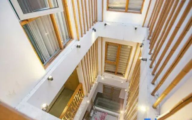Xizhu Yue Boutique Audio-Visual Homestay