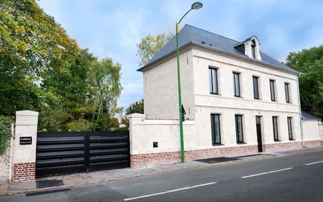 Le Pavillon Du Golf D'Arras