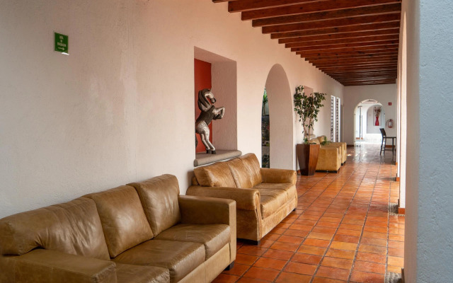 Hotel Villa Mexicana Golf & Equestrian Resort