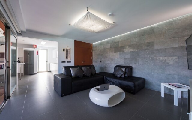 Par 4 Villa 20 GTCar