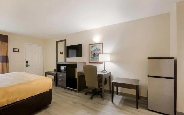 Quality Inn & Suites