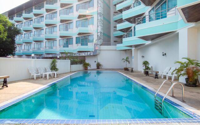 Ayutthaya River View Hotel