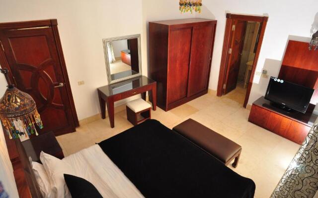 Carlton Luxury Villa