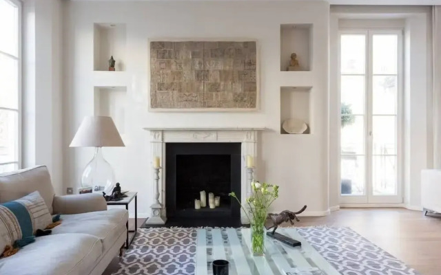 Spectacular 4 Bed House, Pimlico