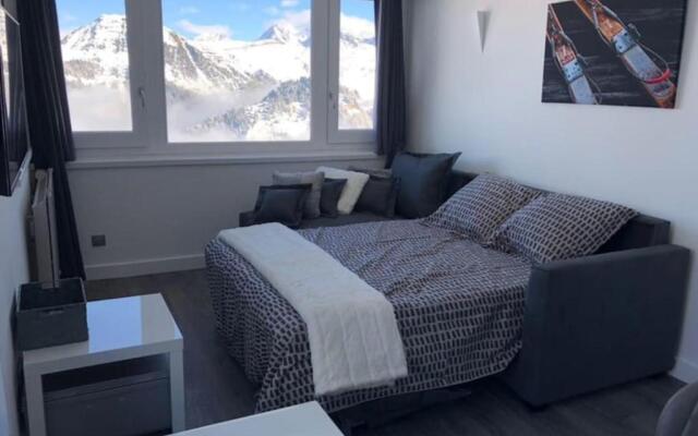 Luxury Apt For 6 In La Plagne Ski In Ski Out