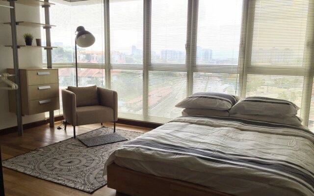 Ellina's Staycation Regalia