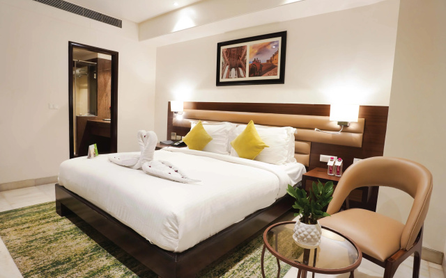Leisure Inn Grand Chanakya – Guest Rooms – Jaipur