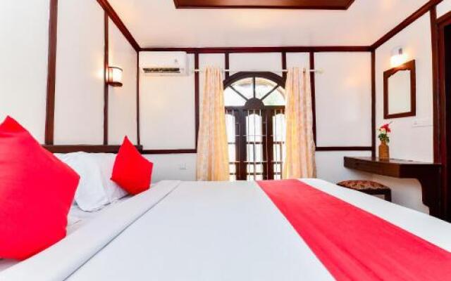 OYO 25089 Gold River Indraprastha Houseboat