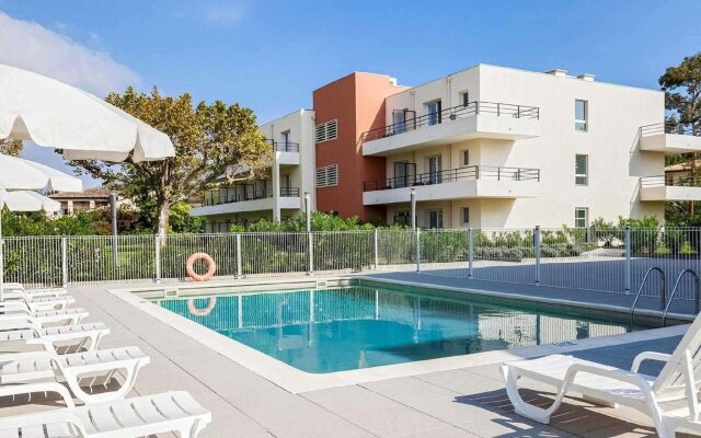 Comfort Aparthotel Cannes Mandelieu