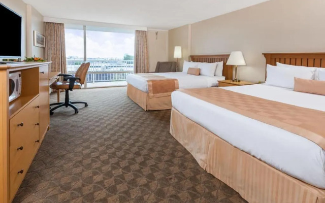 Ramada Edmonton Hotel & Conference Centre