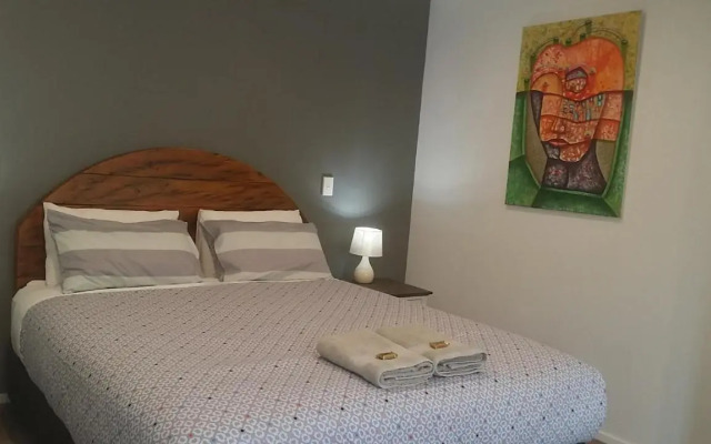 Modern Private Apartment