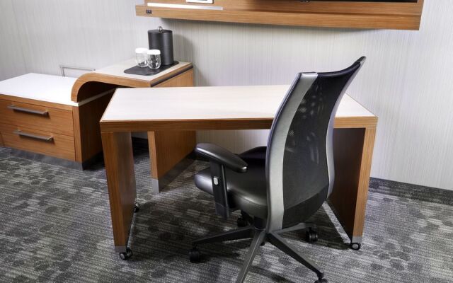 Courtyard State College