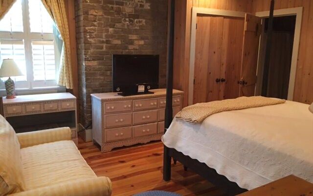 Resurrection 629 - 5 Br Home